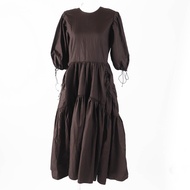 เดรส Cecilie Bahnsen สภาพดีเยี่ยม รุ่น 1577-343-8672 ทำจากผ้าฝ้าย 100% แขนพอง สีน้ำตาลเข้ม ไซส์ 6 ขอ