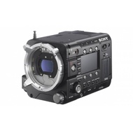 *Local SG Seller* Sony PMW-F5 Digital Cinema Camera | Features an 8.9 MP Super 35mm image sensor capable of capturing 2K and HD internally in Sony's XAVC codec onto SxS PRO+ memory cards, and 4K and 2K RAW to an optional Sony AXS-R5 external recorder.