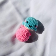 GANTUNGAN WHALE KEYCHAIN / WHALE KEYCHAIN / CROCHET KEYCHAIN / WHALE KEYCHAIN / WHALE CROCHET / KNIT
