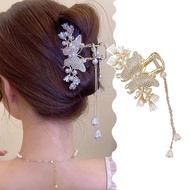 Delicata Crystal Flower Butterfly Hair Clip Hair Pin Accessories for Women Girls New