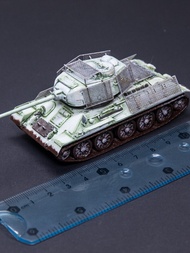 รถถัง T-34/85 ลายพรางฤดูหนาวพร้อมเกราะตาข่าย
