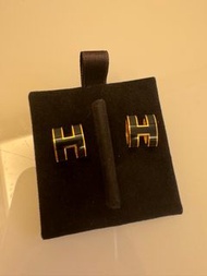 全新 Hermes Pop H 黑金耳環