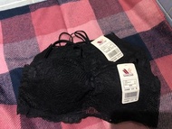 全新Wacoal bra(兩個)