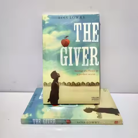 The Giver Lois Lowry Newbery Award Science Fiction English Version Novel Story Book Tale