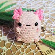 CHONKY AXOLOTL AMIGURUMI CROCHET KEYCHAIN