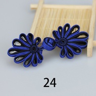 pzcf 5PCs Female Decorative Buttons Cheongsam Clothing Disc Buckle Accessories Chrysanthemum Shape Button Retro Chinese Style Hand-improved