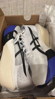 ASICS METASPEED EDGE TOKYO 跑鞋