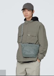 Snow peak crossback 雪峯男女防潑水輕量單肩斜跨包