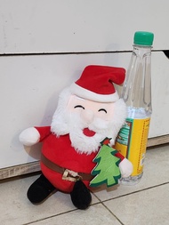 Boneka Santa Klaus lucu bekas dapat dari mesin capit