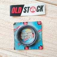 VESPA REAR WHEEL RUBBER SEAL TH 66-69 (30X40X7)