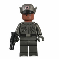 ~ FB ~ Lego Star Wars Finn - First Order Officer Disguise Minifigure SW0900 with Accessories 75201