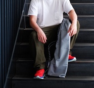 輕巧絨裡防潑水球拍袋-古典灰x蔚藍 |羽毛球/壁球拍專用