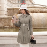 Áo phao nữ CARDINA chất liệu chất liệu gió chần bông siêu nhẹ kiểu dáng dài cổ bẻ có đai eo tôn dáng