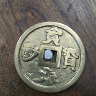 pajangan pis bolong uang china