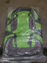 大容量（60L）輕便背包