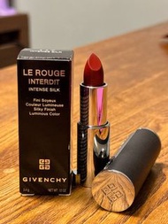 GIVENCHY 唇膏