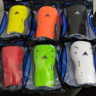 DEKER SEPAK BOLA & FUTSAL ADIDAS KECIL ORIGINAL