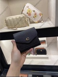 Coach蔻馳卡包女新款真皮黑色短夾零錢包