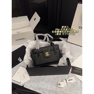 Pure Leather Matching Box chanel Chanel 26P Caviar Makeup Box Bag Chanel 26P Long Shoulder Strap Mak