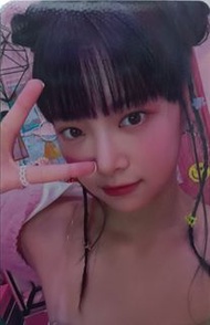 Lesserafim eunchae小卡