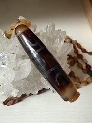 西藏全透蓮師法器古天珠。戈壁瑪瑙原石頸鍊