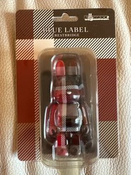 Blue Label Crestbridge Bearbrick