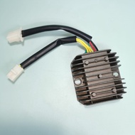 SYM VTS 200 / GTS 200 / VF3i 185 - Regulator ( Rectifier )