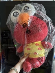 全新 Elmo 攬枕 玩偶