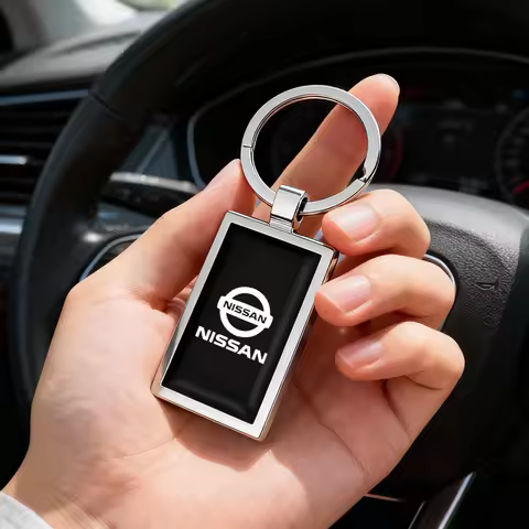 Men Women Key Chain Ring Sports Car Keychain Gift For Nissan Sylphy N7 Qashqai J11 J10 Teana Note Na