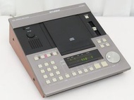 ▲▽STUDER D730 CD播放機，附木質側板 Studer△▼