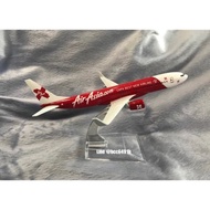 Boeing B737 Airasiax Airline Model Airplane
