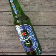 No alcohol beer merek heineken 330ml setelah packing kurang lebih 800g