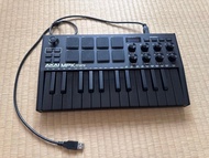 AKAI MPK Mini MIDI 鍵盤