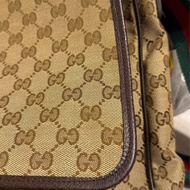 Gucci Monogram 郵差包