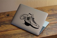 Sticker Aksesoris Laptop Apple Macbook Converse 01