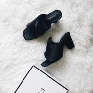 Classic Fabric Knot Peep-toe Block Heels Mule Heels