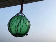 WH3963【四十八號老倉庫】二手 早期 台灣 海洋風 尼龍繩袋 墨綠色 玻璃 浮球 30cm 1顆價【懷舊收藏拍片道具