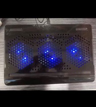 ［訂購包郵］黑色3個風扇超薄静音風扇平板散熱器電腦散熱墊 散熱底座散熱架notebook cooler