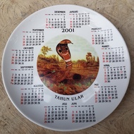 Piring porcelain kalender tahun 2001 asli jadul vintage