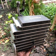 Corolla twincam AE92 condenser removed