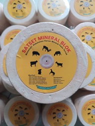 Mineral blok 500gr - Mineral blok satset - Mineral satset - Blok satset - mineral sapi - mineral kam