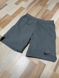Nike Pro 短褲