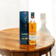 Glenfiddich 18 foreign glass wine bottle with box made in Scotland