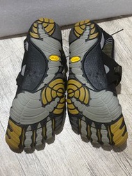 Vibram FiveFingers Komodosport for men   /   Sport Shoes / 五指鞋 (九成新淨 乾淨）
