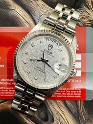 🌈🌈新貨返啦🌈🌈Tudor Date-Day 76214 連原裝Tudor實心鋼帶🧡原裝銀布紋鑽石字面🖤36mm 自動機芯 有出世卡🧡狀態一流👍🏻👍🏻VU2093（廣華街店）