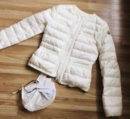 Moncler 白色羽絨