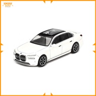 Mini GT 1:64 BMW i7 XDrive60 Mineral White MGT00819-R Diecast Vehicles / Car Toy