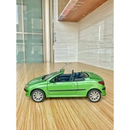 [Ready Stock] 1 18 Peugeot 206cc Car Model.Sell, gate Produced Original Packaging.Missing a Front Wi