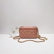Chanel Pearl Crush Vanity With Chain