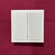 Simon SIMON SIMON SIMON 301021N 2 GANG 1 WAY WHITE SNI BAGUS PREMIUM ENGKEL SWITCH